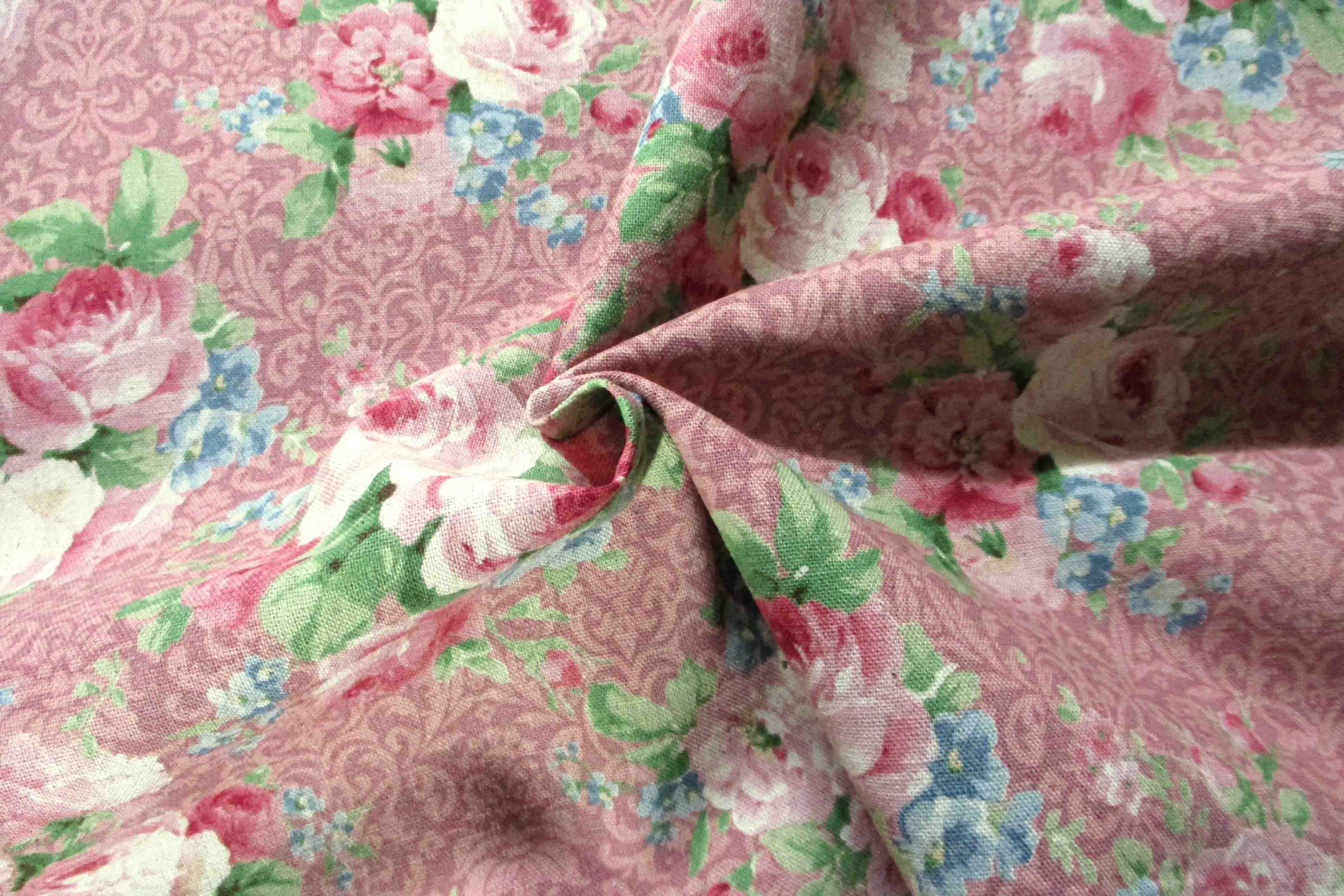 綿麻キャンバス 薔薇のフラワープリント オールドピンク地