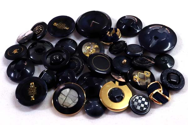 メーカー廃番品　ヴィンテージ　ジルコニア入　アンティークボタン　ネイビー・ゴールド系gt24　（１６組）　btgt24