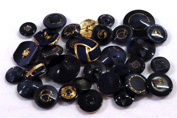 メーカー廃番品　ヴィンテージ　ジルコニア入　アンティークボタン　ネイビー・ゴールド系gt28　（１６組）　btgt28